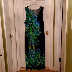 Plus size sleeveless maxi dress w/Paisley details